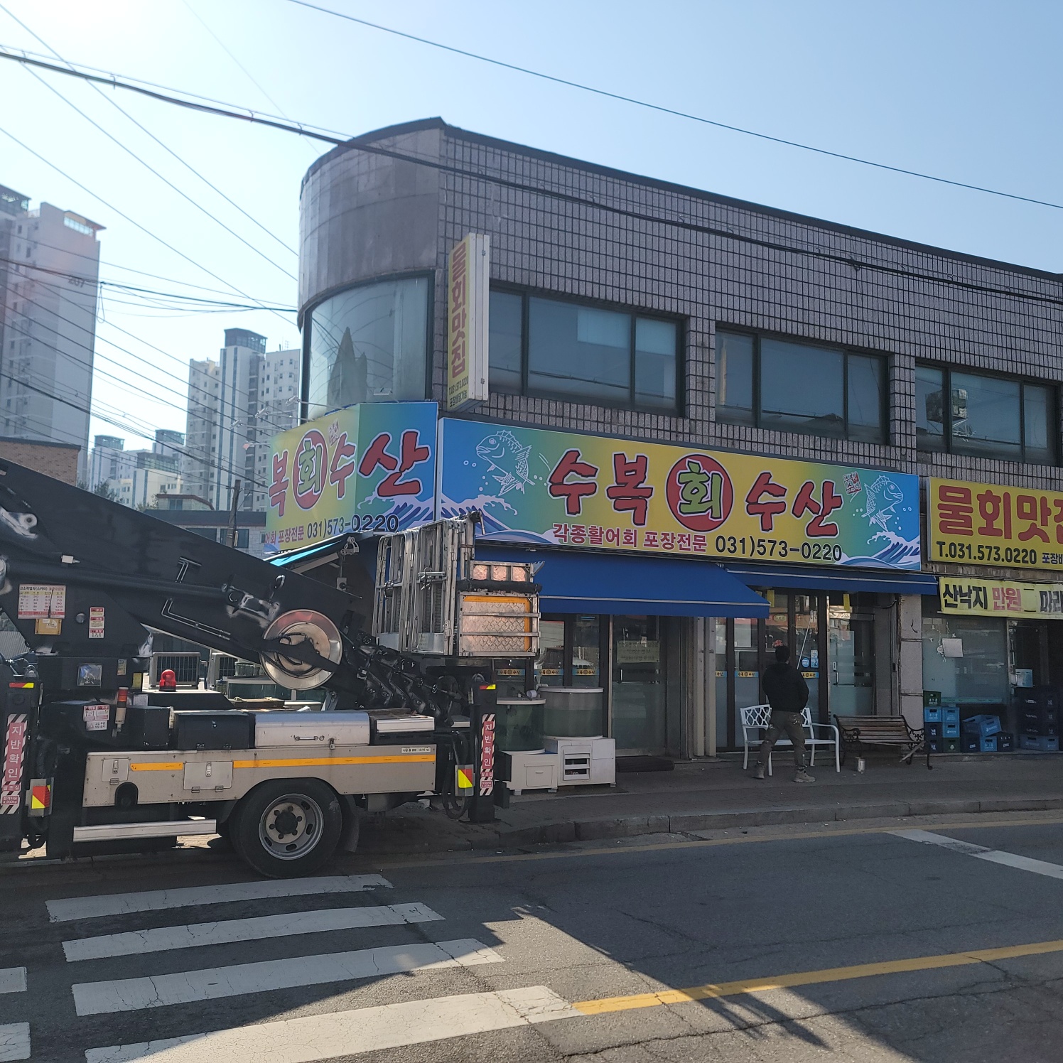 2083608677_bycsg6mh_003c007142c993f73b516ccfc8d1bc6c86afae60.jpg 이미지크게보기